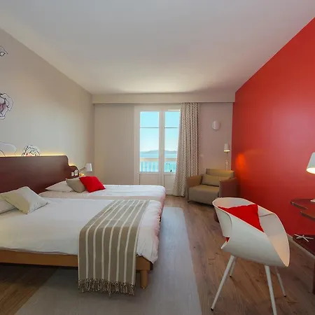 Village Club Mileade -val D'esquieres 3* לס איסאמברה